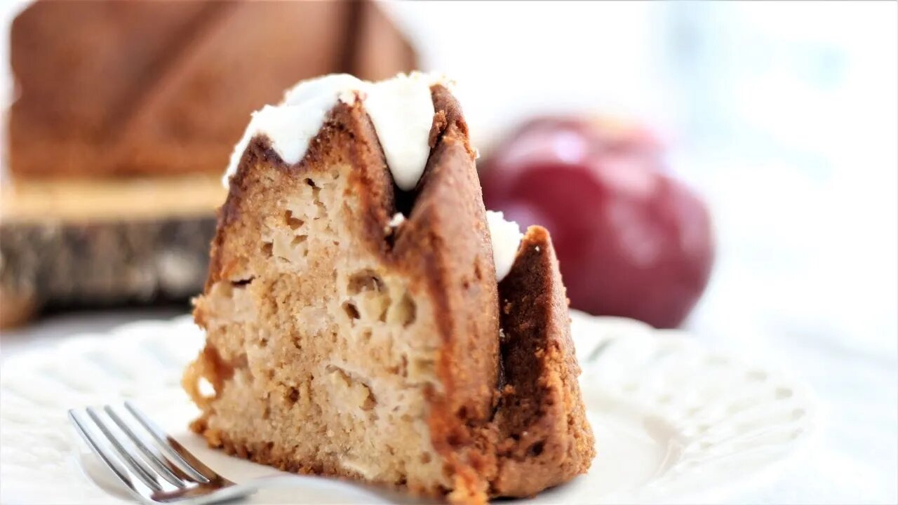 Moist and Dense Gluten Free Apple Bundt Cake | so easy and quick to make!