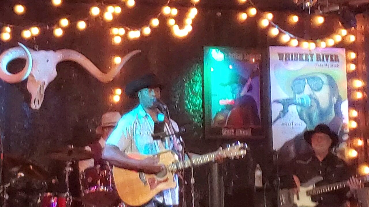 Joe King, "There Ain’t No Gettin' Over Me" (partial cover)