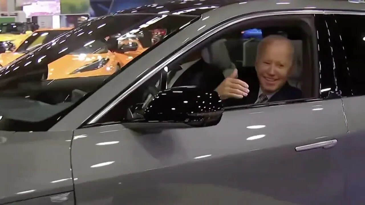 President Joe Biden involved in car crash at auto show - possible hit and run #biden #ultramaga