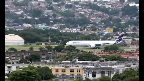 Boeing 777-300ER PT-MUE em Recife no dia 27/05/2020