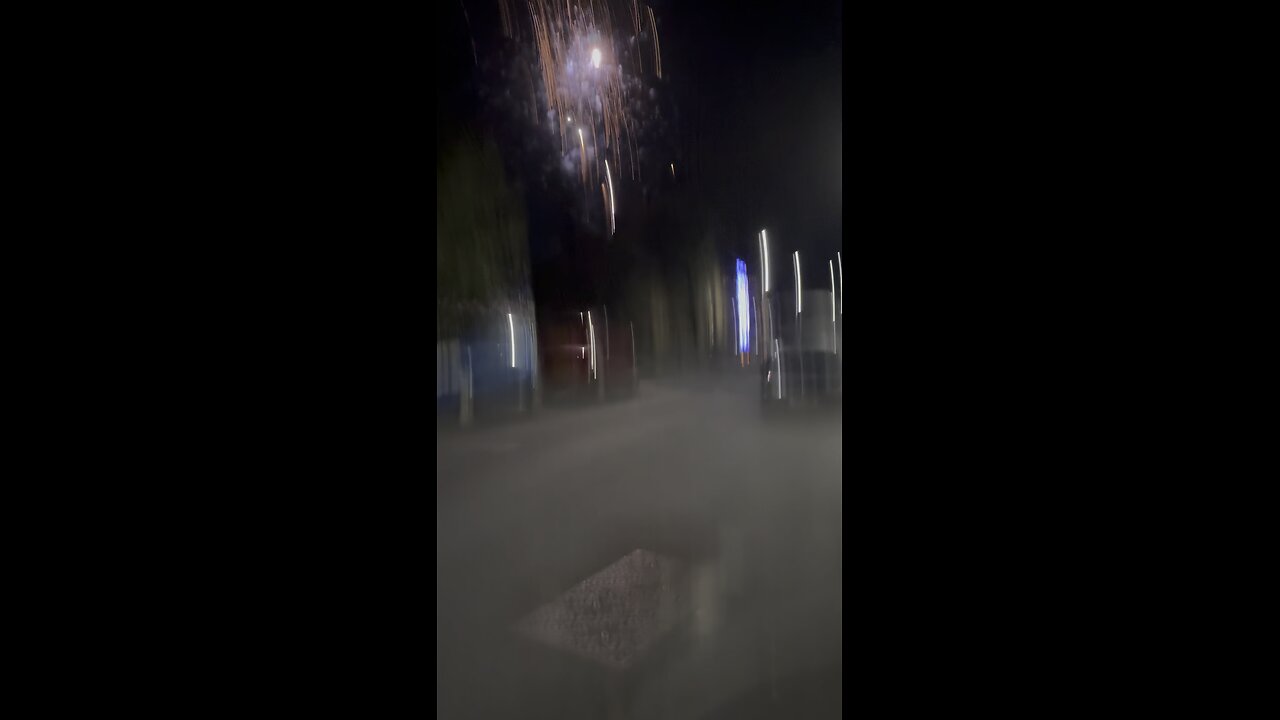 Beautiful fireworks 💥 in the street of huddersfield