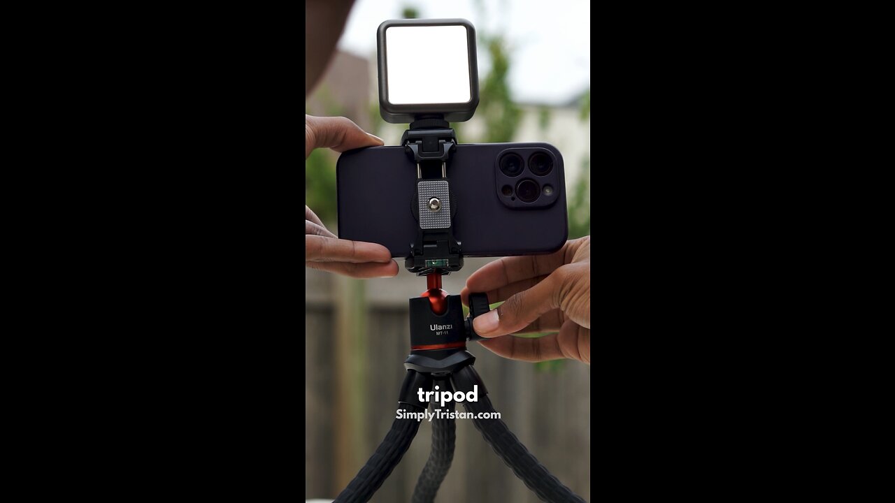 Ulanzi Camera Tripod: Perfect for Content Creators and Vloggers