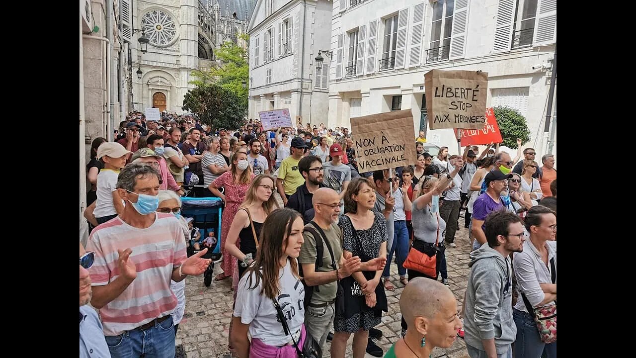 ORLÉANS 24/07/2021 - Manifestation pour la LIBERTÉ