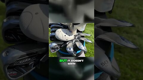 Upgrade Your Golf Game with this Lightweight and Functional Cart Bag