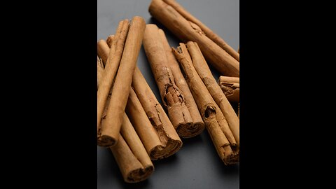 Cinnamon (Cinnamomum zeylanicum)