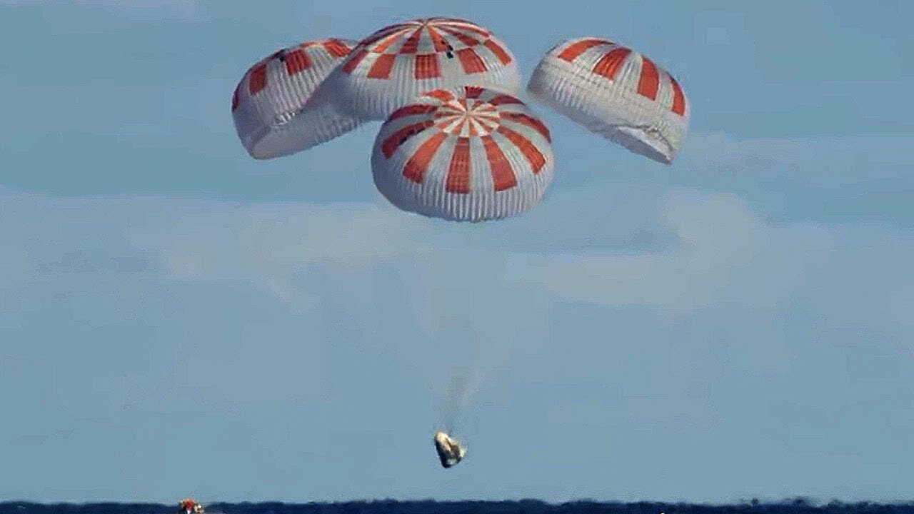 SpaceX Crew Dragon Returns from Space Station on Demo-1 Mission//DXBDUBAI1