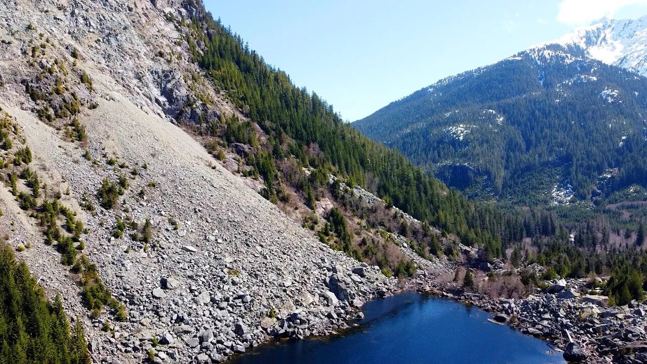 18km Hike to an Entire Mountain that BROKE OFF! Spire Lake, Vancouver Island, Canada