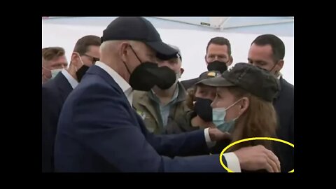 Biden grabs Ukraine teen by the shoulders, feeds her pick-up lines like 'you have pretty eyes' etc.