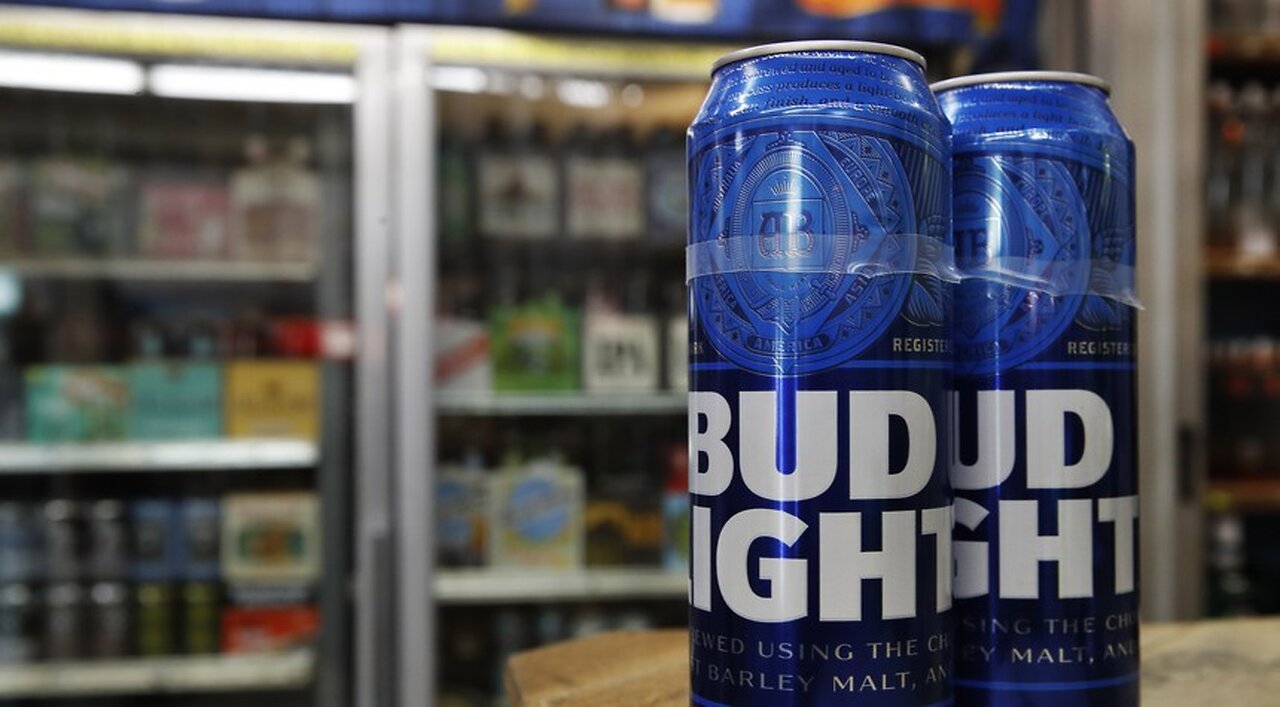 Bud Light Faces Another Major Problem That Offers a Very Valuable Lesson