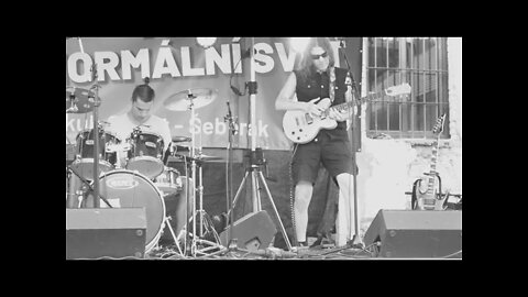 MALASHNIKOW - ČARODĚJKA (ROCKFEST) (čb)