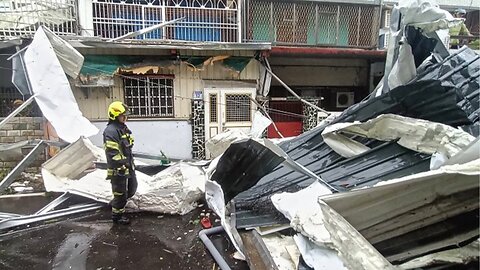 Typhoon Kong-rey Lashes Taiwan With Powerful Winds and Rain