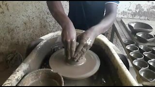 SOUTH AFRICA - Durban - Diwali celebrations clay lamps (Videos) (o5v)