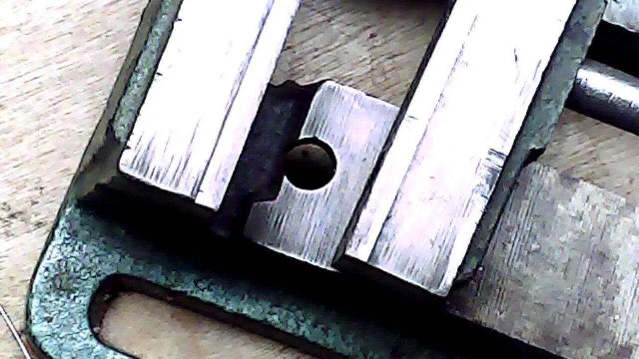 The art of soldering small parts without ruining them