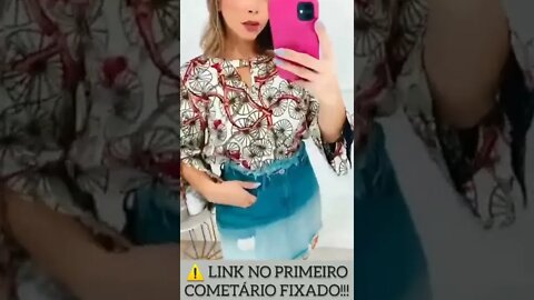 Camisa Feminina Estampada Manga Flare com abertura e detalhe em Renda!