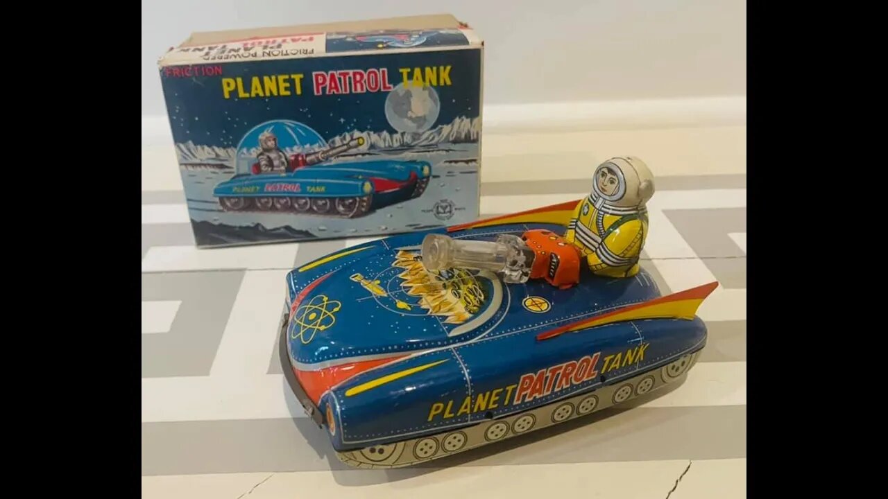 Planet Patrol Tank is the stylish way to blast things on the moon!