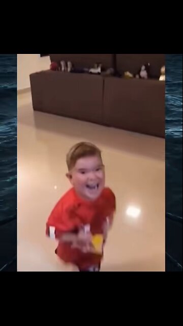 funny videos to laughs 😂🤣