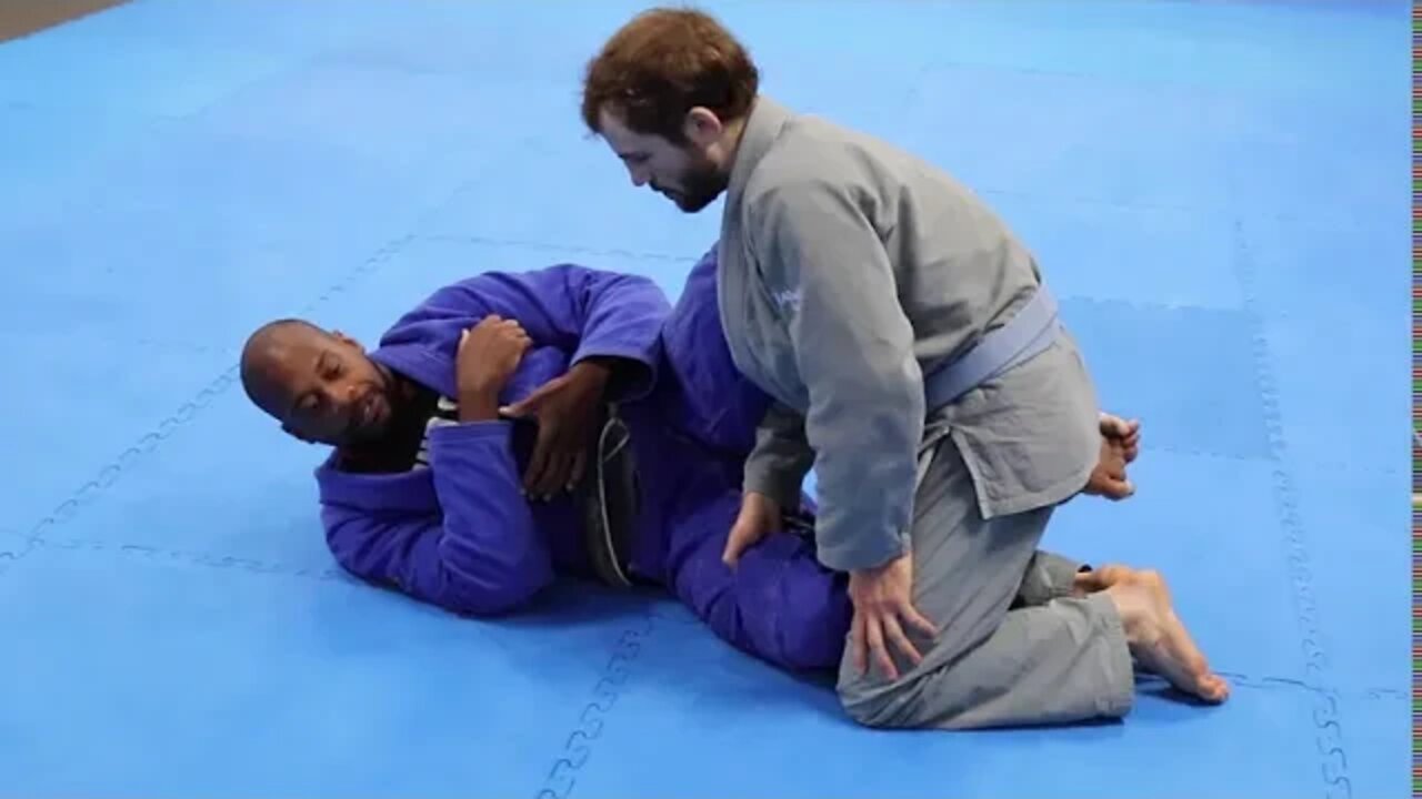 Sentence the Leg Weave Pass to Oblivion in Kneeshield Half Guard