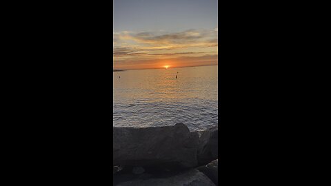 #sunrise #meditation #tarotary #waves #sunshine #sunlight #sun #sea #sunriselove #summer #sunandsea