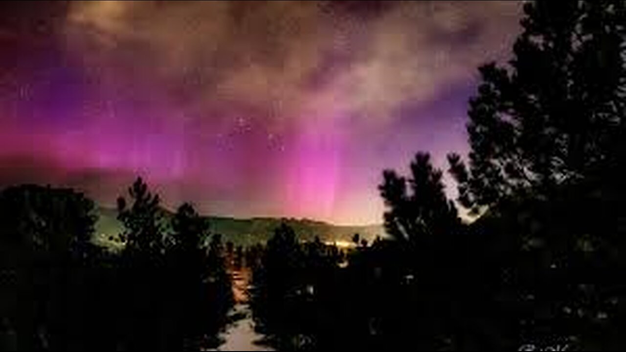 Are the Northern Lights seen in the Carolinas a sign for the coming Apocalypse / Wrath of God?