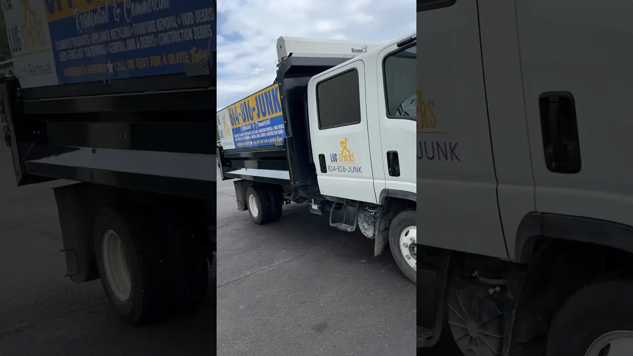 Level Up! New truck graphics on the dump truck! #junkremoval #shorts