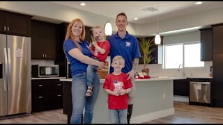 Iraq War veteran gets new home in northwest Las Vegas