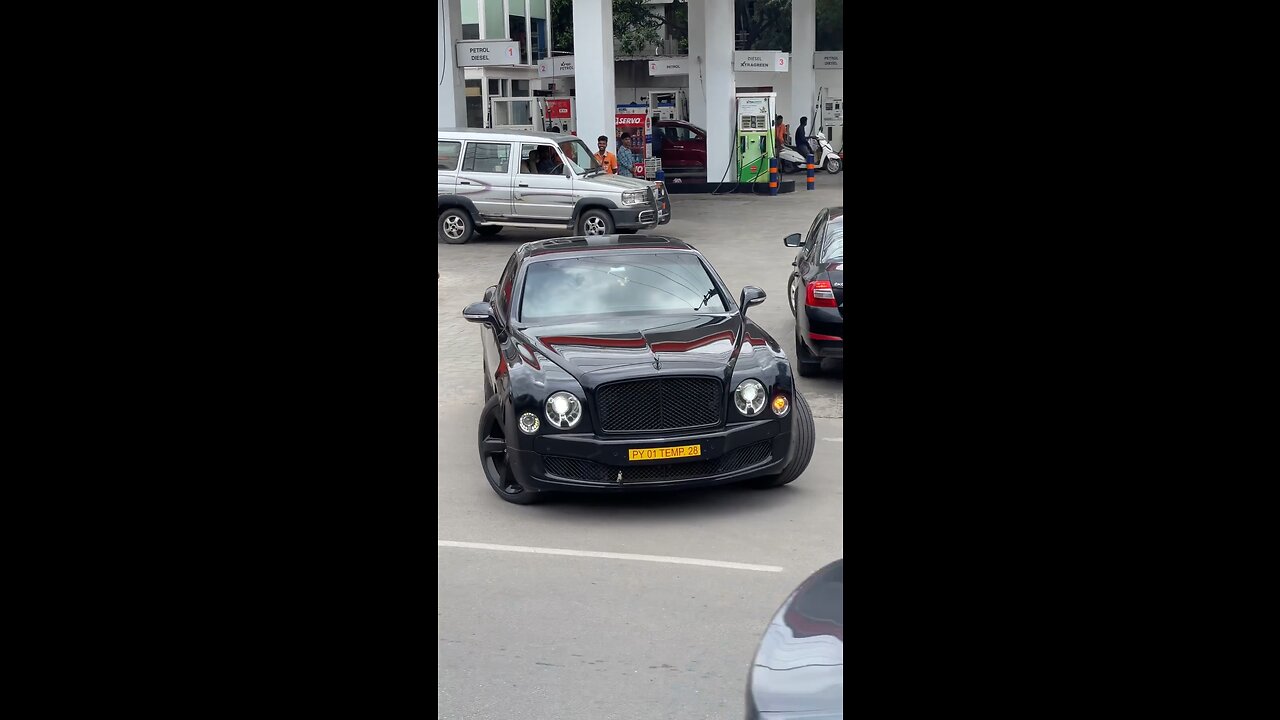 Bently continental GT spotted black edition