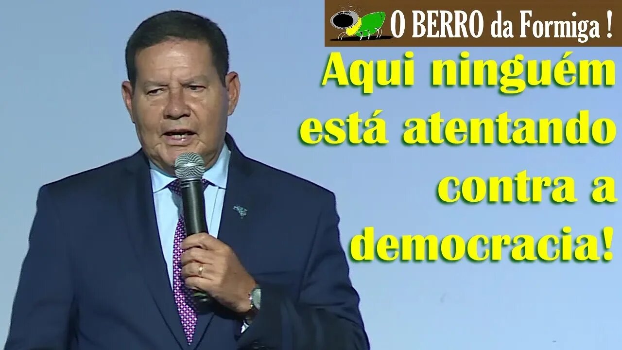 Mourão à imprensa: "Aqui ninguém está atentando contra a democracia!" (palestra na Fiesc)