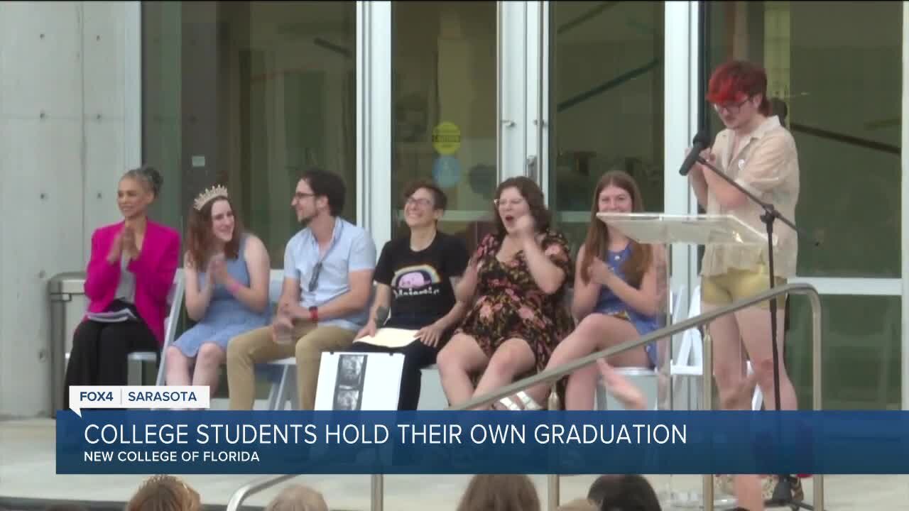 New College of Florida organize alternative grad ceremony in protest