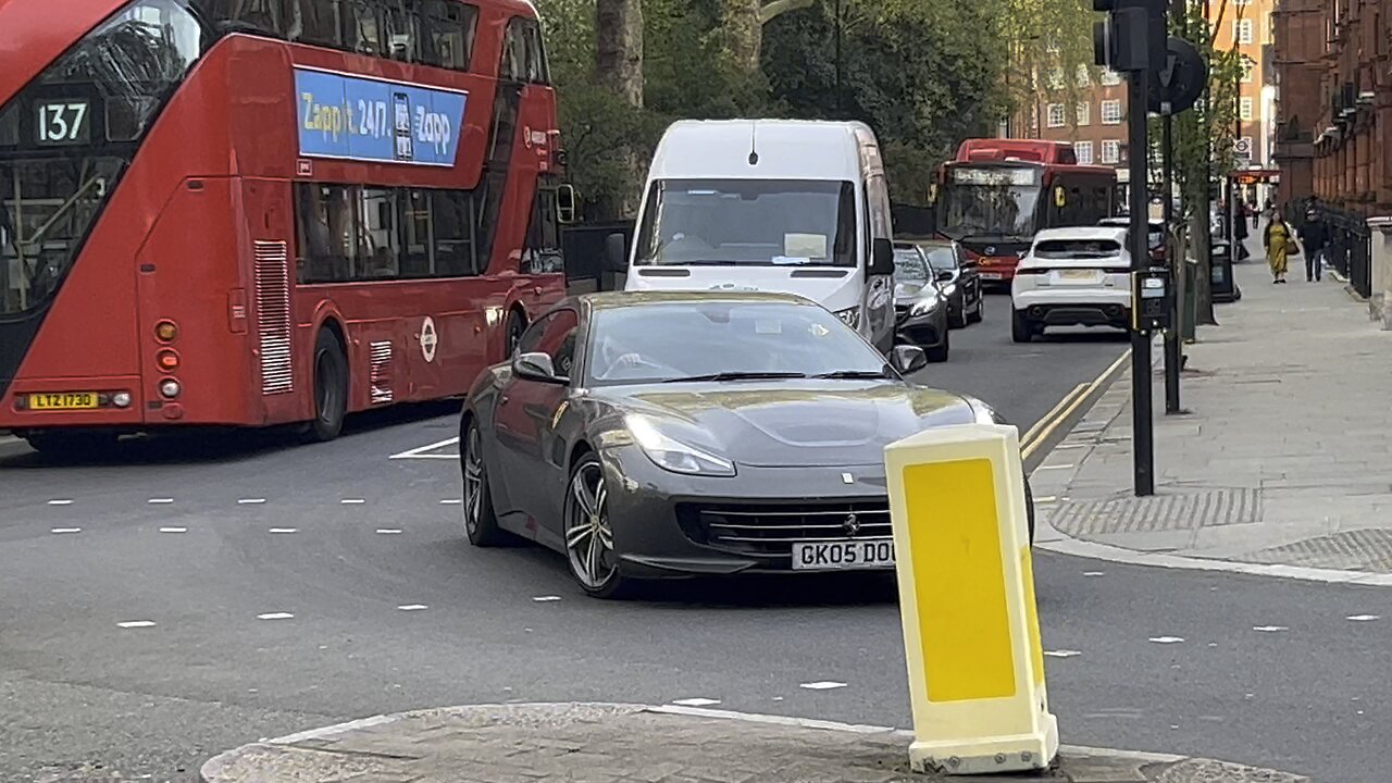 Ferrari FF