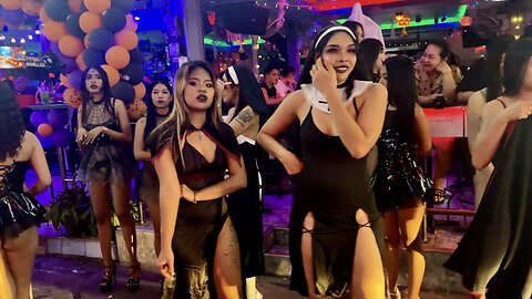 Soi 6 ~ Wild Halloween Night ~ Pattaya Thailand