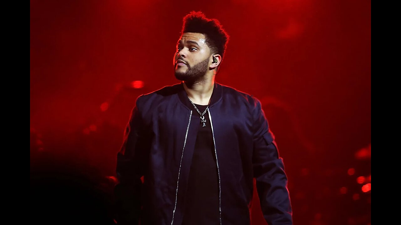 The Weeknd - Blinding Lights (Official Video)