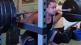 3x6 132.5 Kgs High-Bar Squats. Final Set.