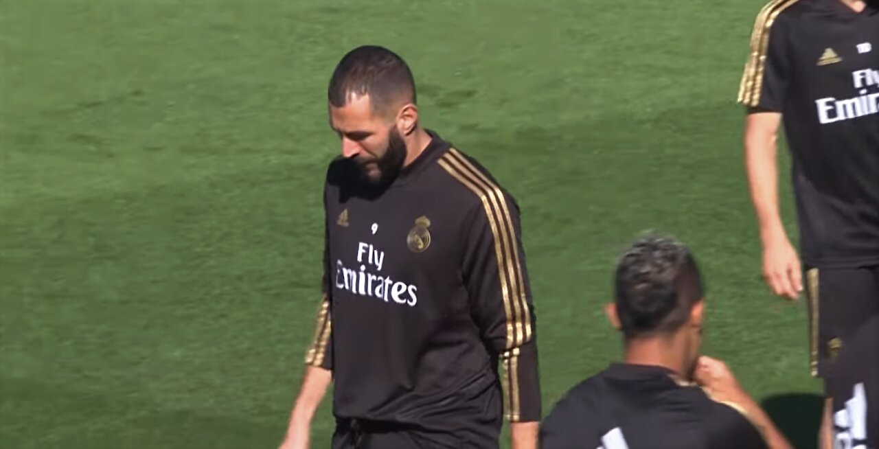 La Justicia francesa condena a un año de prisión al madridista Karim Benzema