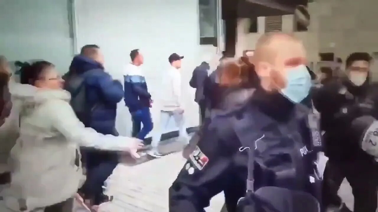 The German people are done with the Polizei