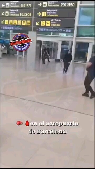 Ataque en aeropuerto de Barcelona a viajeros