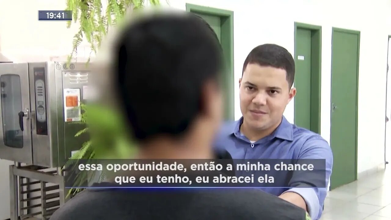 Gov. Valadares: Adolescentes do centro socioeducativo aprendem técnicas de plantio