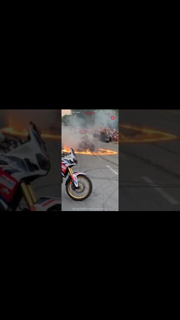 Amazing Bike Stunt! Don't Imitate Can be Harmful #motorium #ytshorts #bike #stunt #viralvideo2022