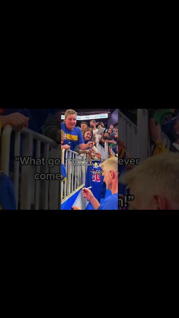 Steve Kerr Reacts to a joke