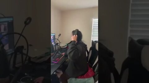 Paranoia kicking in | Apex Legends