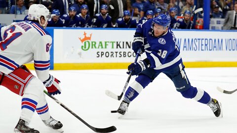 Lightning even series 2-2 in ECF