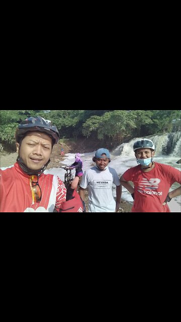 Curug Parigi, Destinasi Favorit Para Pesepeda di Bekasi #Shorts