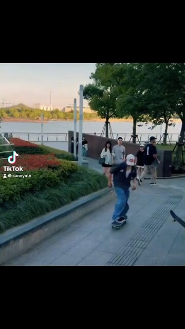 Dope skateboard clip