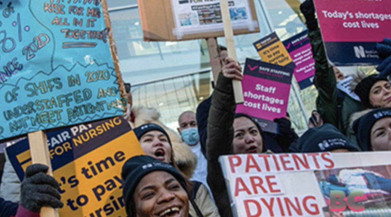 Nearly half a million UK workers set for mass strike demanding higher pay