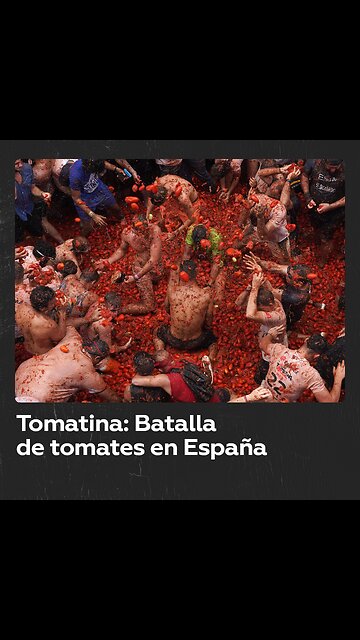 Una campal batalla de tomates en la fiesta de la Tomatina en Espana