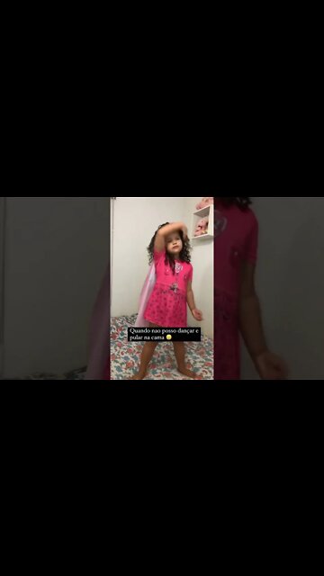 ELA TÁ MOVIMENTANDO | TIPO GIN TIKTOK DANCINHAS 2021 ( MEMEL ) MELHORES DANCINHAS DO TIKTOK #shorts