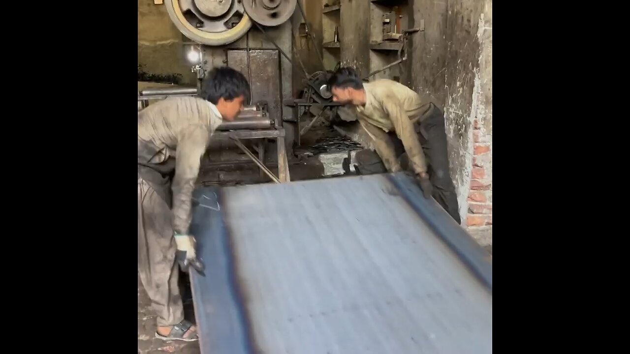 how old steel sheet into new bikes rear chain sprocket in pakistan