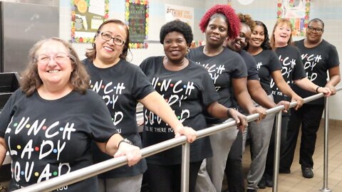 'Lunch Lady Squad' at Wellington middle school goes viral on TikTok, creates meaningful relationships with students