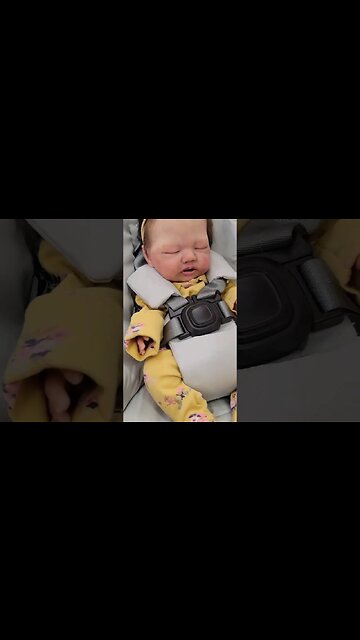 Silicone Baby's First Time in mamaRoo #shorts