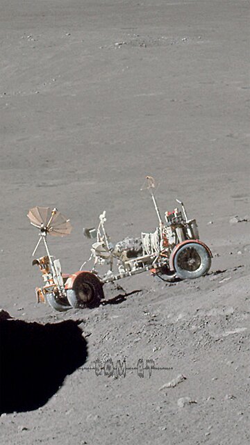 Som ET - 45 - Moon - Apollo 17 - Tracy's Rock and LRV - Video 3