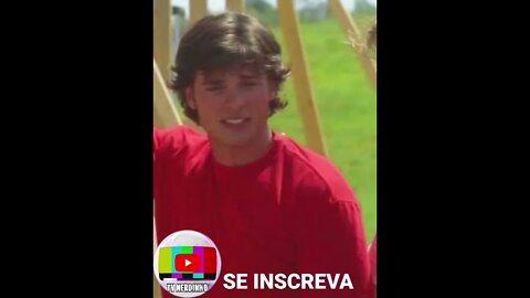 A IDEIA BIZARRA QUE PODERIA TER FEITO SMALLVILLE SER UM FRACASSO.